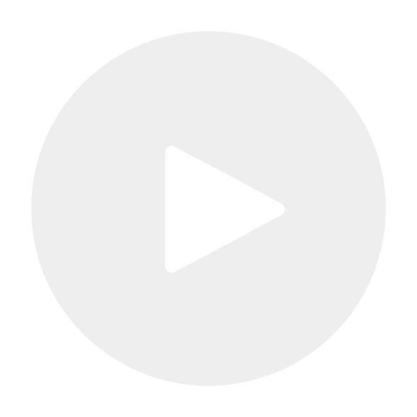 Bouton de lecture vidéo rond gris clair avec symbole triangle noir au centre.